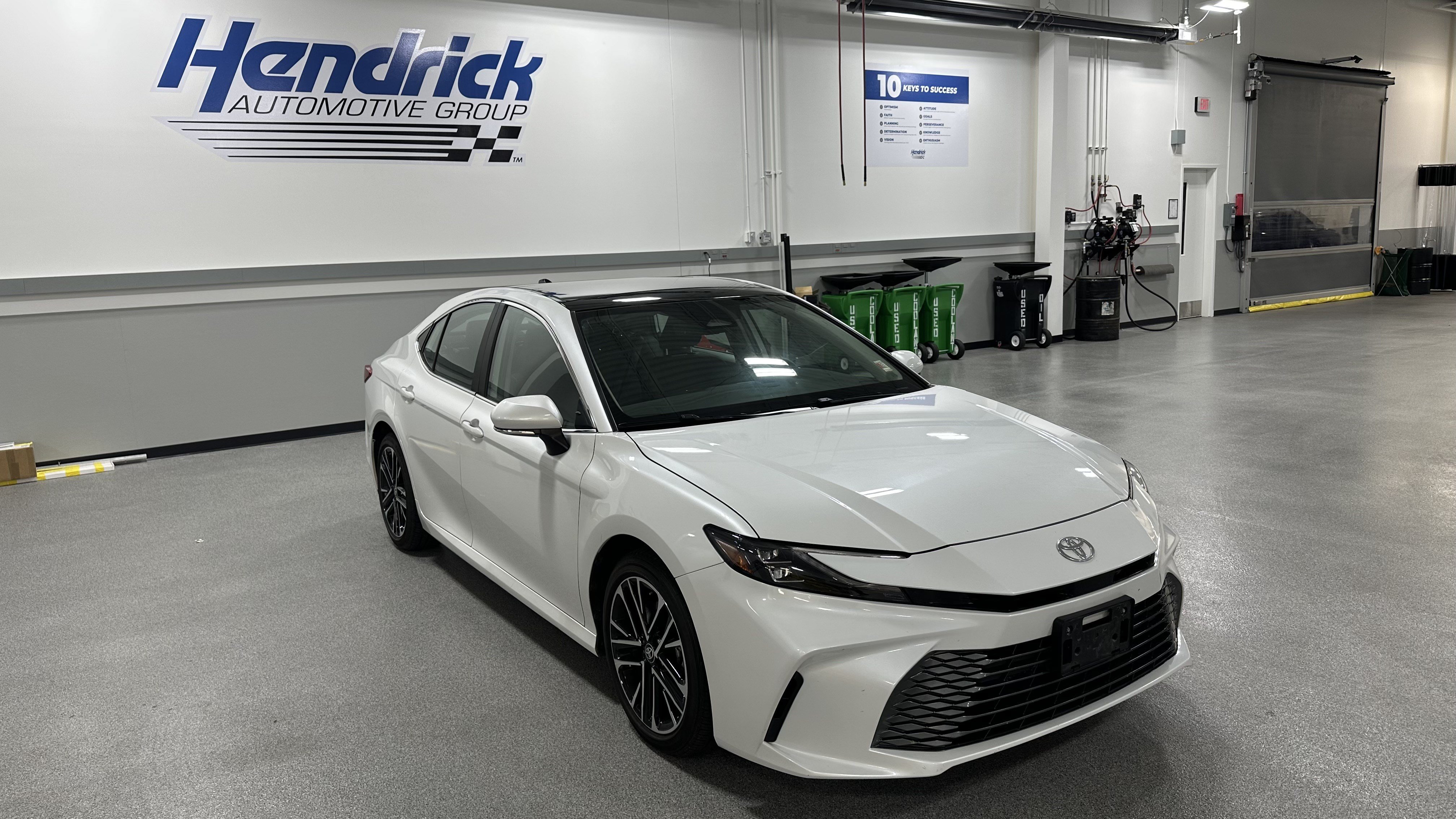 Used 2026 Toyota Camry XLE FWD image 2