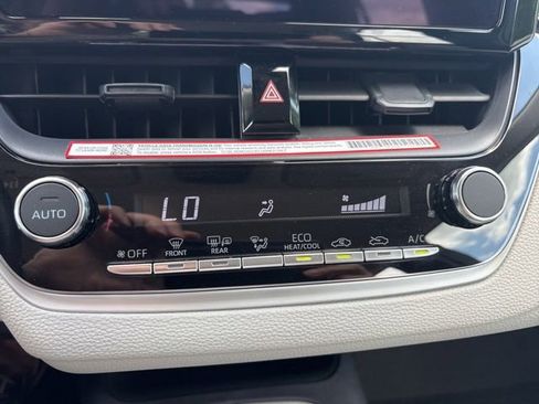 Used 2026 Toyota Corolla LE FWD image 19