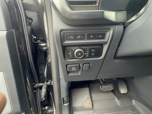 Used 2024 Ford F150 Raptor AWD/4WD image 12