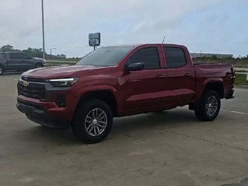 New 2026 Chevrolet Colorado LT w/ LT Convenience Package AWD/4WD image 4