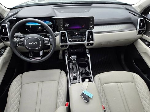 Certified 2023 Kia Sorento SX AWD/4WD image 21