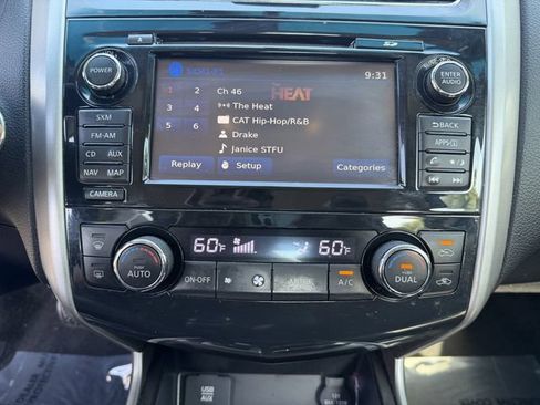 Used 2015 Nissan Altima 2.5 SL w/ Technology Package FWD image 23
