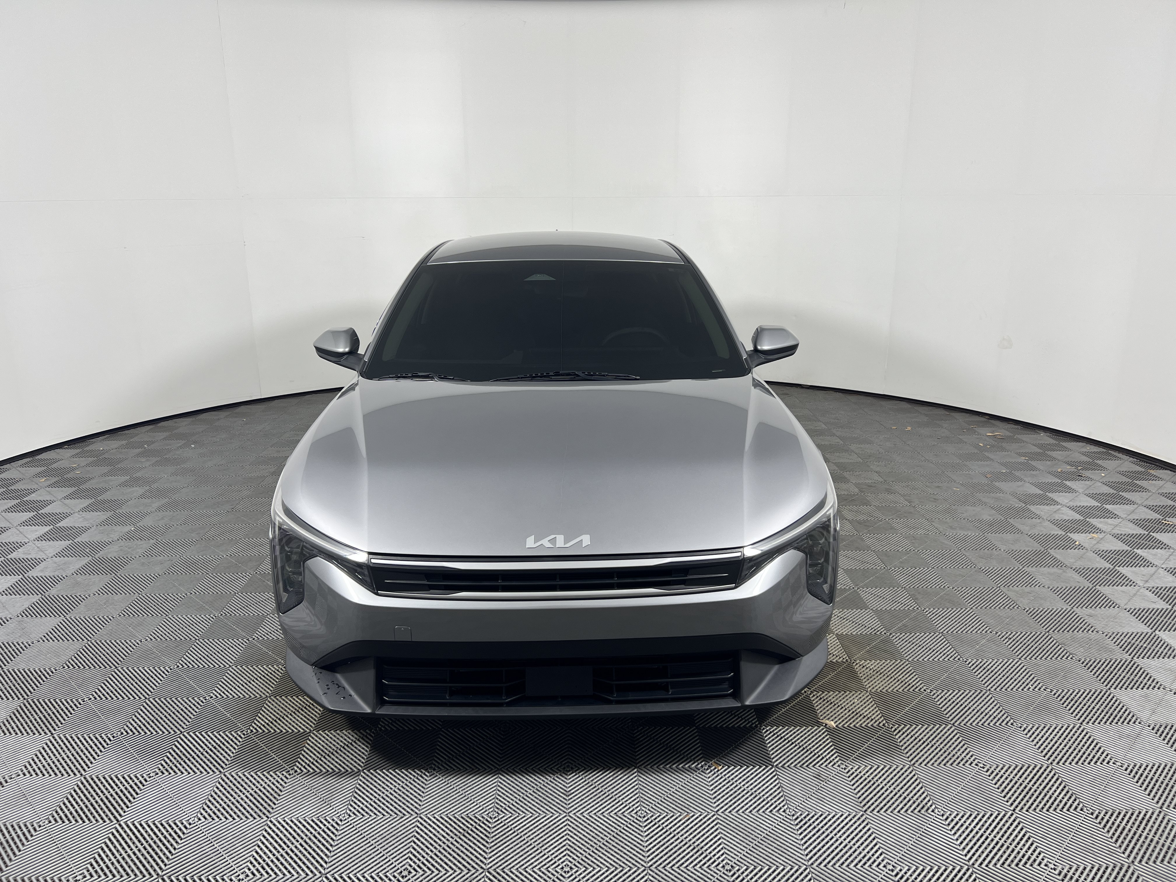 Used 2025 Kia K4 FWD image 8