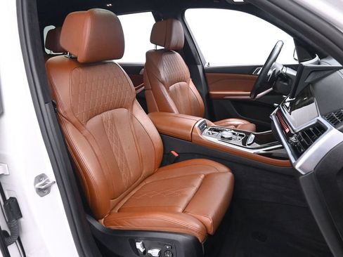 Used 2024 BMW X7 M60i w/ Executive Package AWD/4WD image 25