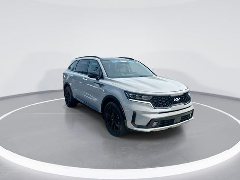 Used 2023 Kia Sorento SX FWD image 2