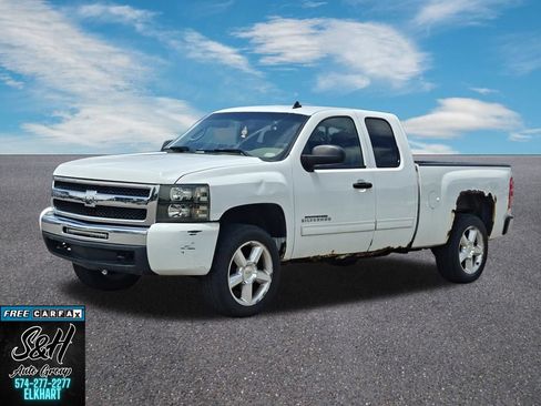 Used 2010 Chevrolet Silverado 1500 LS AWD/4WD image 11