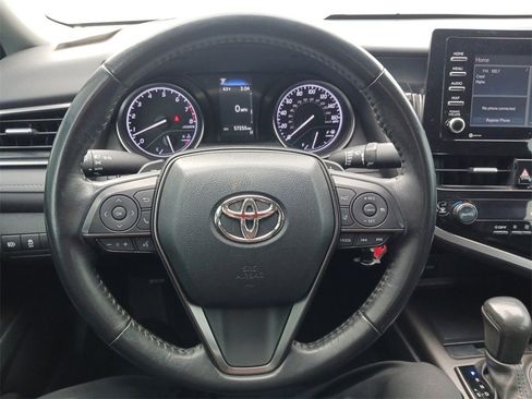 Used 2023 Toyota Camry SE image 17
