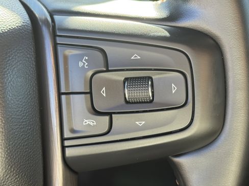 Used 2024 GMC Sierra 1500 AT4 w/ Technology Package image 23