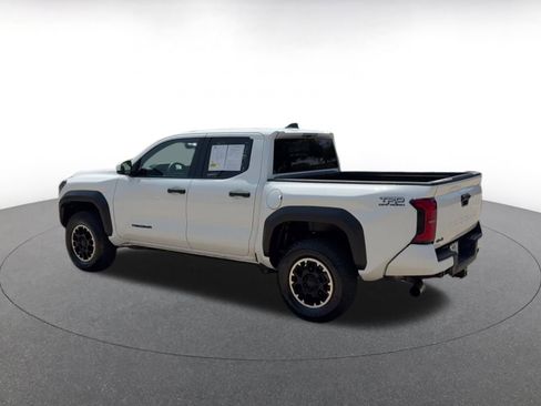 Used 2024 Toyota Tacoma TRD Off-Road image 10