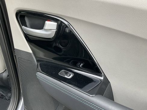 Used 2019 Kia Niro EX Premium w/ Sunroof Package image 53