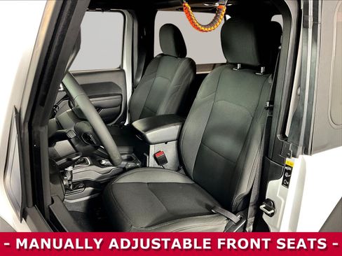 Used 2023 Jeep Wrangler Sport AWD/4WD image 21