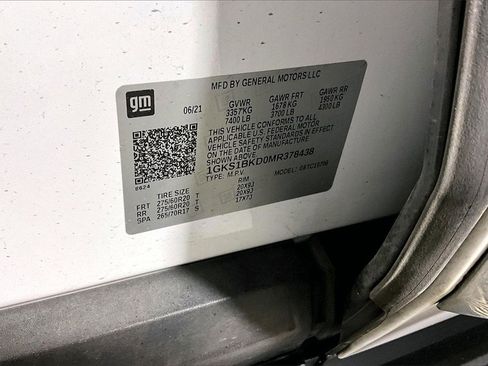 Used 2021 GMC Yukon SLT w/ SLT Premium Package image 27