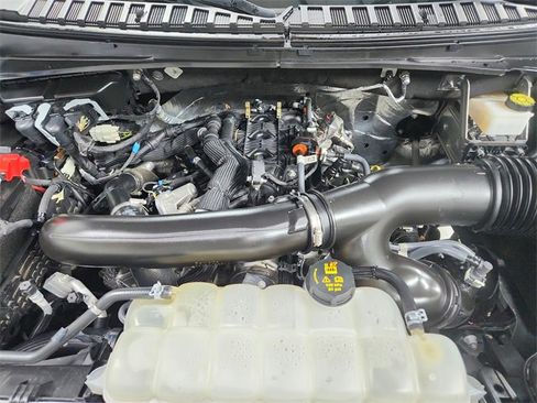 Used 2024 Ford Expedition Limited image 17