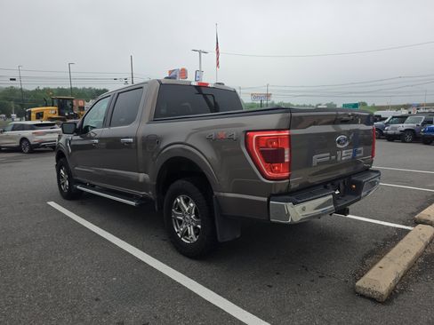 Used 2022 Ford F150 XLT w/ Equipment Group 302A High AWD/4WD image 6