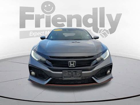 Used 2018 Honda Civic Sport Touring image 8