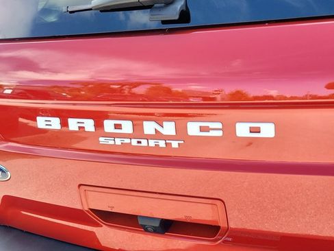 Certified 2024 Ford Bronco Sport Heritage w/ Heritage Convenience Package AWD/4WD image 8