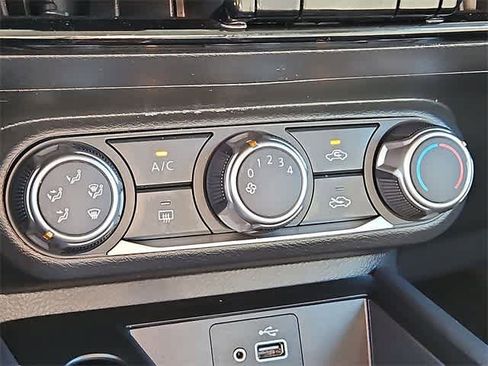 Used 2025 Nissan Kicks S image 23