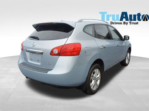 Used 2015 Nissan Rogue S w/ Convenience Package AWD/4WD image 7