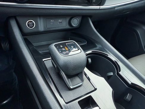 Certified 2023 Nissan Rogue S image 22