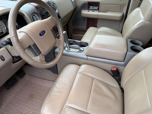 Used 2005 Ford F150 image 9