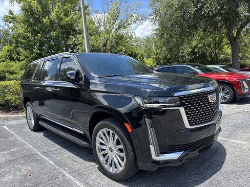 Used 2024 Cadillac Escalade ESV Premium Luxury w/ Performance Package AWD/4WD image 4