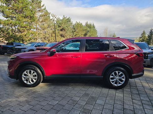 Certified 2025 Honda CR-V LX image 4