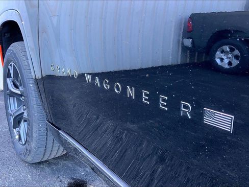 New 2026 Jeep Grand Wagoneer Limited w/ Premium Group II image 21