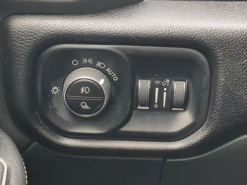 Used 2024 RAM 2500 Laramie AWD/4WD image 28