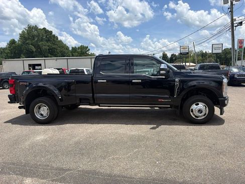 New 2026 Ford F350 Platinum w/ Platinum Plus Package AWD/4WD image 4