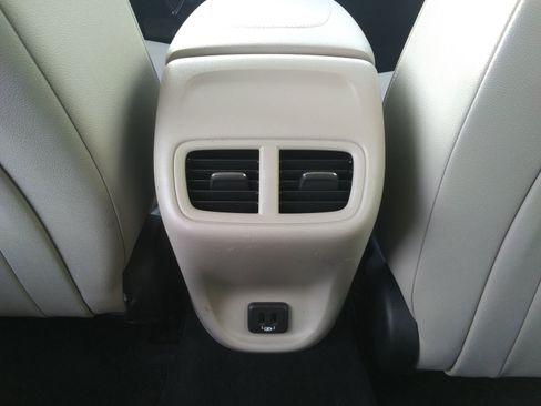 Used 2018 Buick Regal Essence w/ Driver Confidence Package #1 image 11