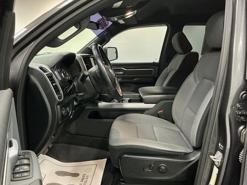 Used 2022 RAM 1500 Big Horn AWD/4WD image 8