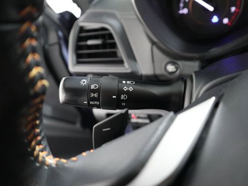 Used 2019 Subaru Crosstrek 2.0i Premium w/ Eyesight System image 24