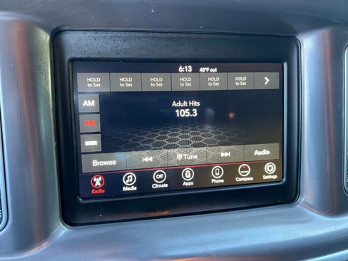Used 2020 Dodge Charger SXT RWD image 29