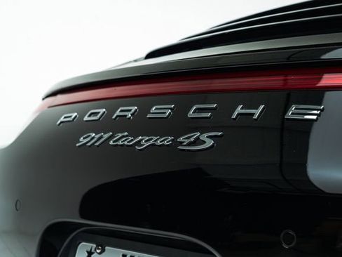Used 2014 Porsche 911 Targa 4S AWD/4WD image 16