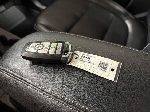 Used 2022 Ford Escape SEL w/ Technology Package AWD/4WD image 30