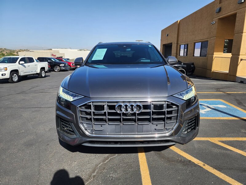 Used 2019 Audi Q8 Prestige w/ Luxury Package AWD/4WD image 9