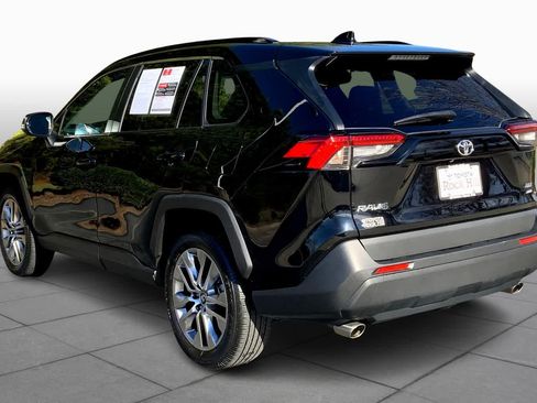 Used 2020 Toyota RAV4 XLE Premium AWD/4WD image 12