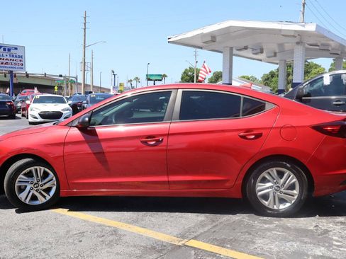 Used 2019 Hyundai Elantra SEL FWD image 5