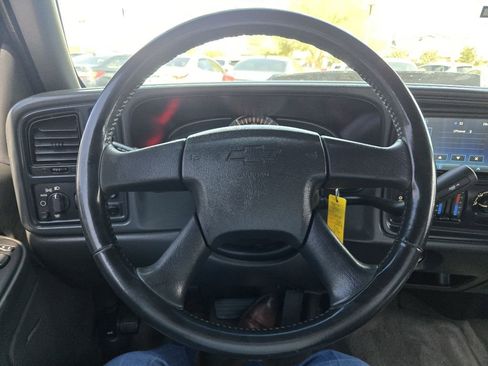 Used 2005 Chevrolet Silverado 1500 LS w/ Light Duty Power Package image 16