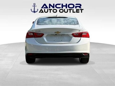 Used 2018 Chevrolet Malibu LT image 7