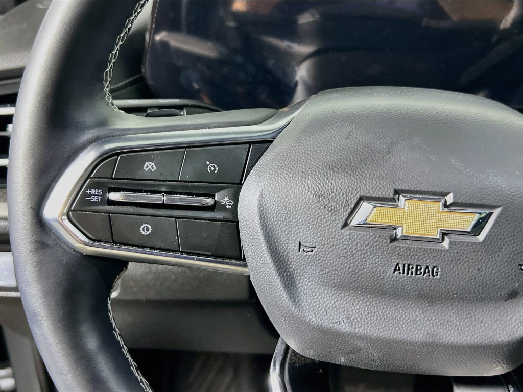 Used 2026 Chevrolet Traverse LT FWD image 18