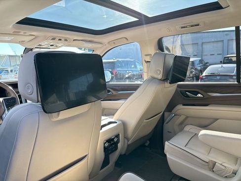Used 2021 GMC Yukon Denali w/ Denali Ultimate Package image 38