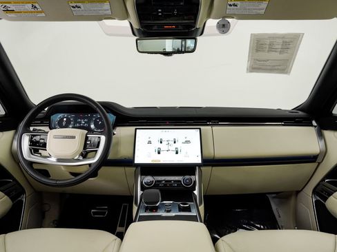 Used 2023 Land Rover Range Rover Long Wheelbase SE AWD/4WD image 20