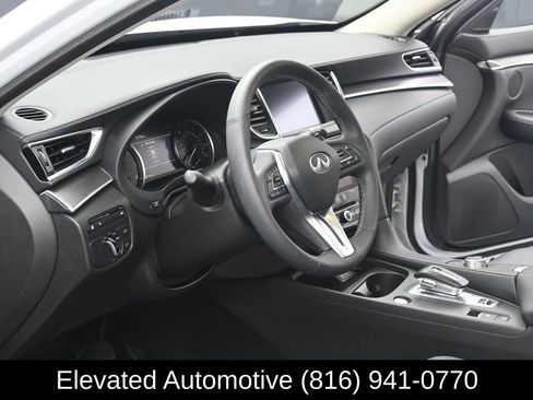 Used 2023 INFINITI QX50 Luxe image 7