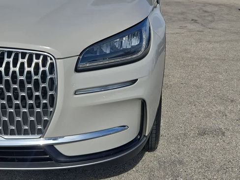 Used 2023 Lincoln Corsair FWD image 11