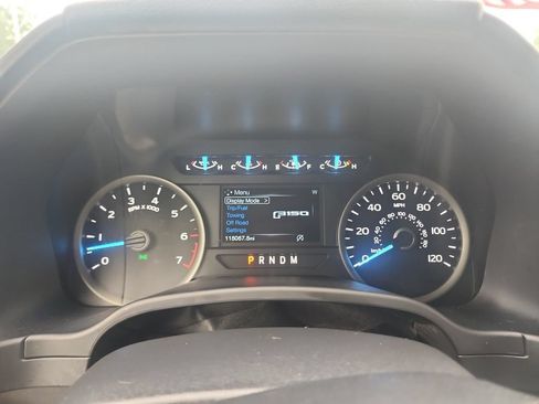 Used 2019 Ford F150 XLT w/ Equipment Group 302A Luxury AWD/4WD image 19