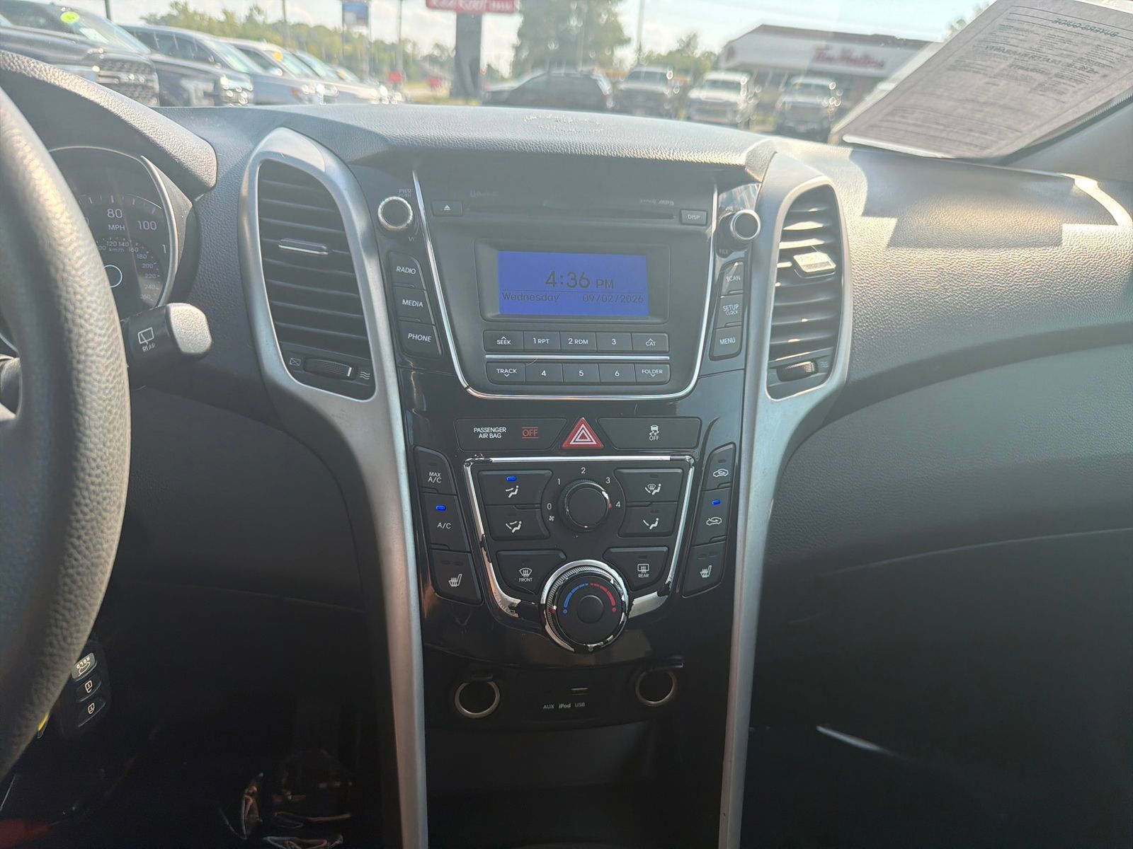 Used 2016 Hyundai Elantra GT FWD image 21