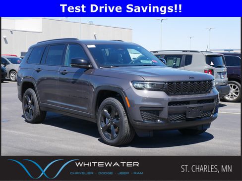 New 2025 Jeep Grand Cherokee L Altitude image 1