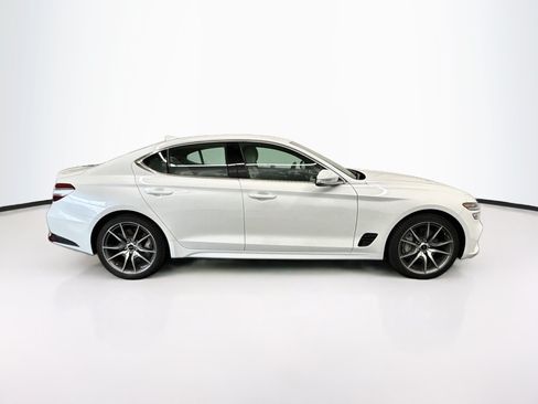 Used 2025 Genesis G70 2.5T RWD image 10