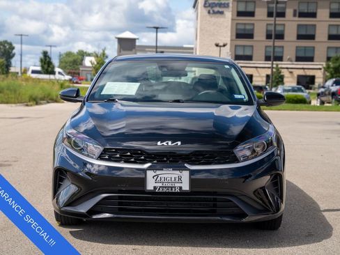 Used 2024 Kia Forte LX image 2